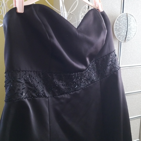 Sz 18 Formal Black Dress Sleeveless - Picture 4 of 8